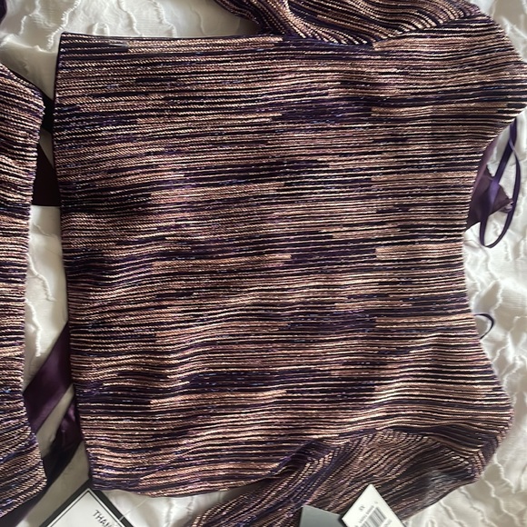 Two piece dress , so cute and comfy , from Macys - Picture 3 of 8